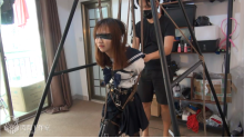 Bunny single leg suspention gas mask play
