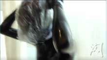 Extreme Latex breathplay
