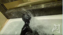 Extreme Latex breathplay
