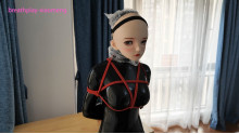 Xiaomeng Becomes a Latex Doll