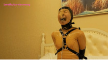 Xiaomeng Climaxed Several Times in Latex