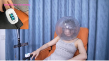 小萌ちゃんのバブルヘルメット密閉拘束