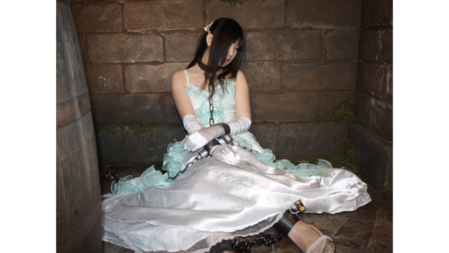 迷宮に囚われた姫
